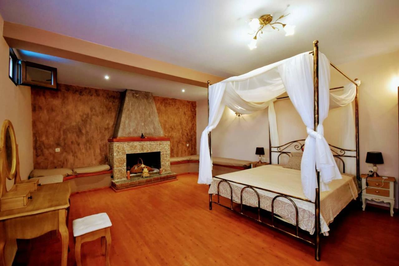 Stone Villa Inside Sea- Kids'Land Platanidia Екстериор снимка
